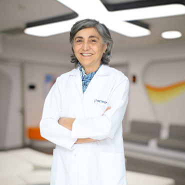 Op. Dr. Ayla YARADANAKUL